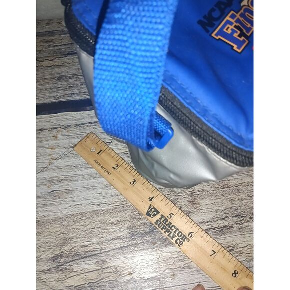 Vintage Igloo 2004 NCAA Final Four San Antonio Basketball Cooler Bag Rare - Picture 6 of 6